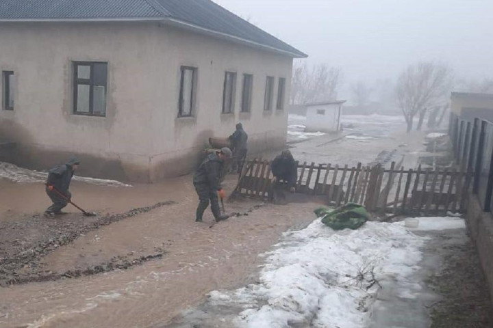 В нескольких городах и районах Казахстана произошел потоп из-за обильного дождя и снеготаяния