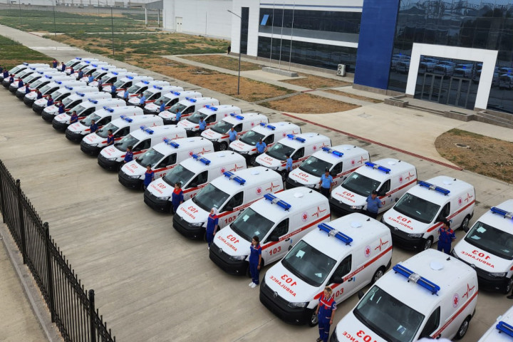 До конца года еще 610 автомобилей Volkswagen Caddy передадут для службы скорой помощи