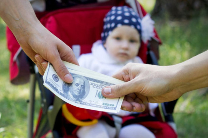 В четырех регионах Узбекистана задержаны женщины за продажу собственных детей