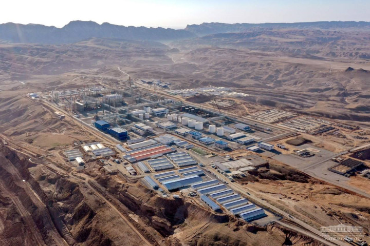 В Сурхандарьинской области возводится крупный газохимический комплекс