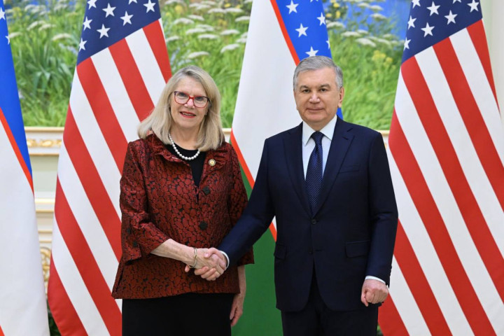 Президент Шавкат Мирзиёев принял делегацию Конгресса США