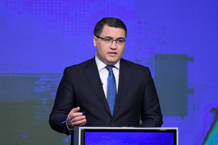 Русланбек Давлетов назначен на должность советника Президента по вопросам общественно-политического развития