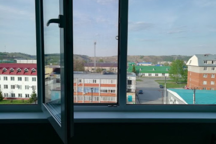 ГУВД призывает не оставлять окна в доме открытыми