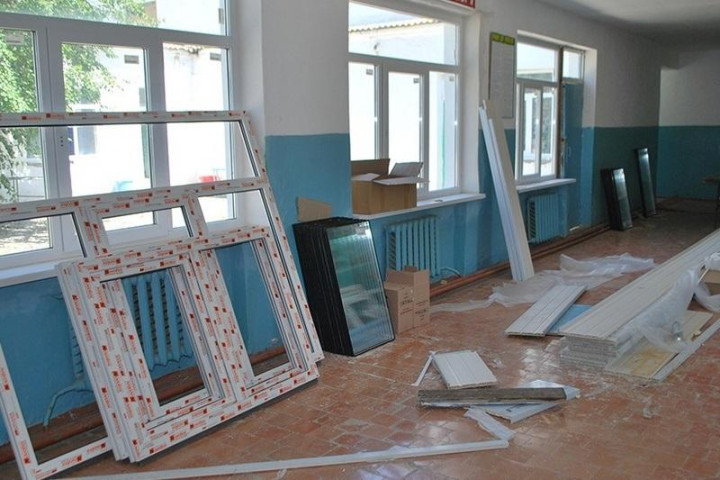 В МНО предупредили о недопустимости взимать деньги за ремонт школ у родителей