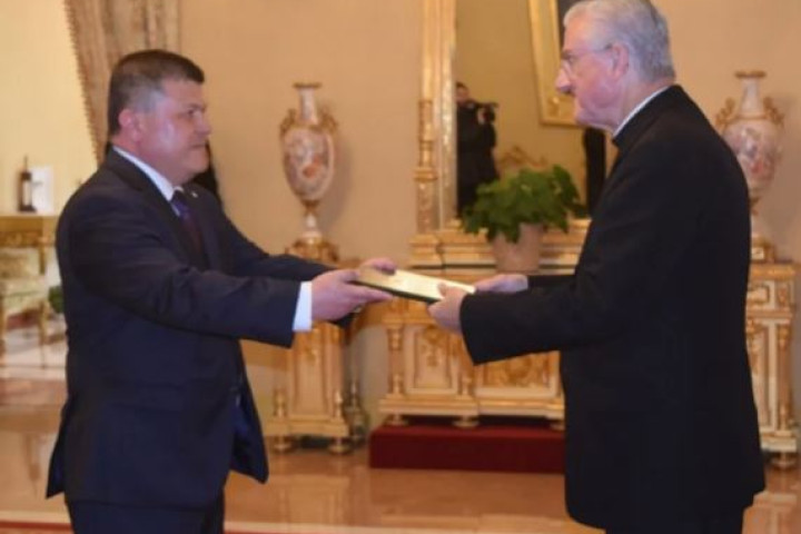 Посол Узбекистана вручил верительные грамоты князю-соправителю Андорры, епископу Урхельскому