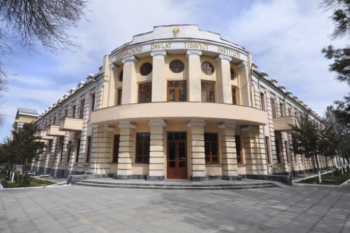 Самаркандский государственный мединститут станет университетом