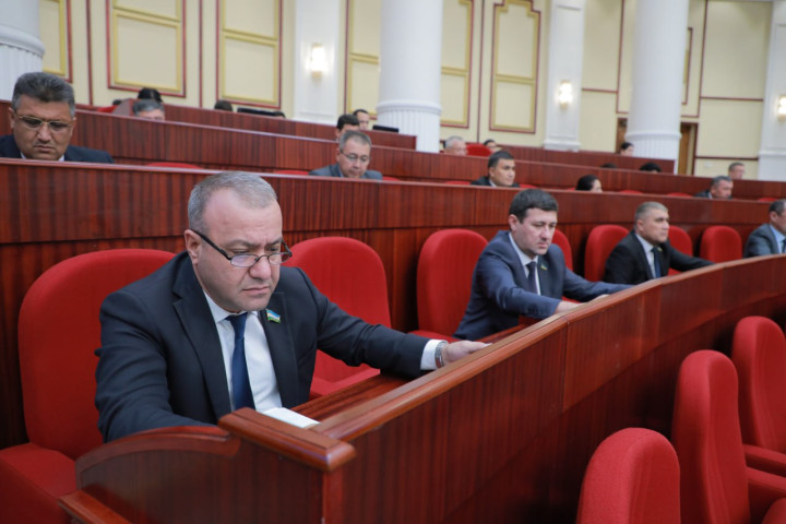В Законодательной палате обсудили проблемы, связанные с занятостью населения
