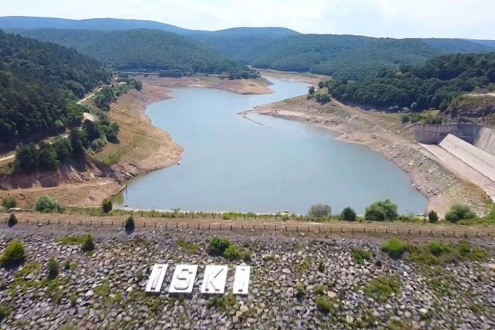 Уровень запасов воды в водохранилищах Стамбула снизился до 20%