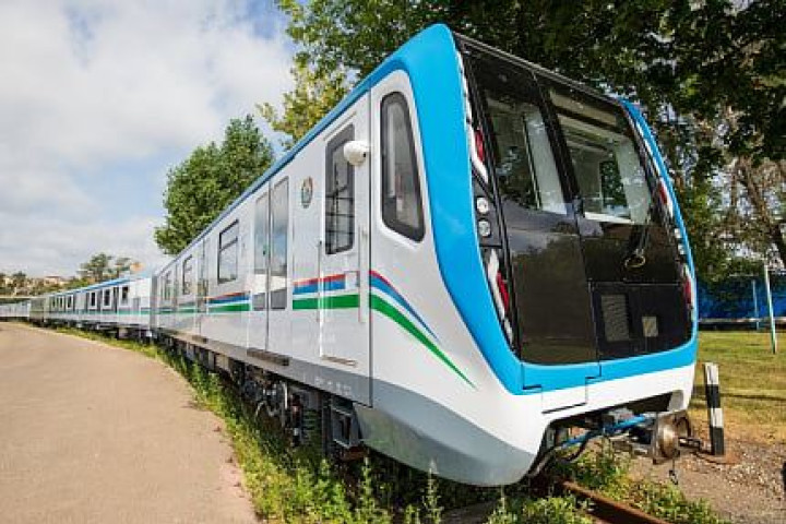 В Ташкент отправлена последняя партия новых метровагонов из России