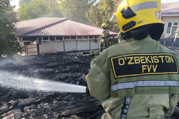 Из-за пожара в самаркандском детсаду эвакуировали воспитанников