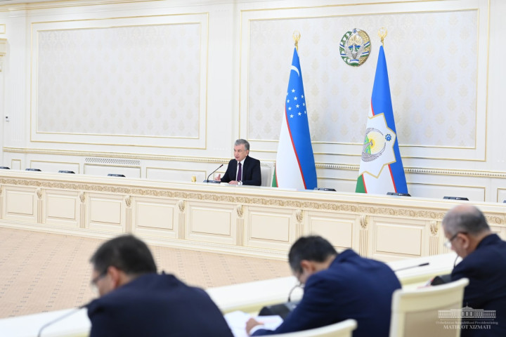 Президент дал поручения по развитию промышленных зон в регионах