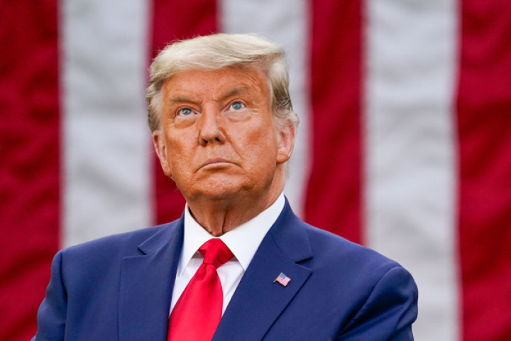 Дональд Трамп анонсировал новую социальную сеть TRUTH Social