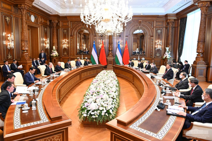 По итогам переговоров глав Узбекистана и Китая подписаны соглашения на общую сумму 15 млрд долларов