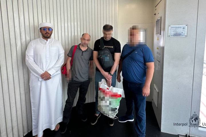ОАЭ выдали Узбекистану двух находящихся в международном розыске мошенников