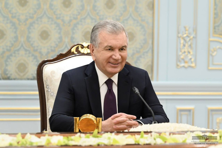 Президент Узбекистана провел встречи с главами министерств Азербайджана и Пакистана