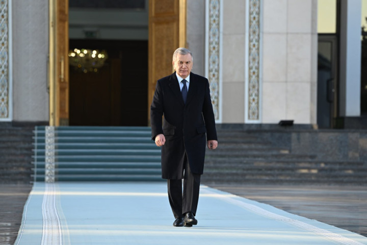 Президент Шавкат Мирзиёев отбыл в ОАЭ