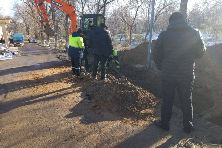 Из-за дорог на Юнусабаде «скорая помощь» теряет свою скорость