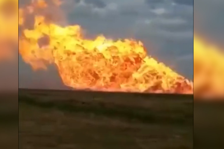 На участке газовой магистрали «Бухара - Урал» вспыхнул пожар