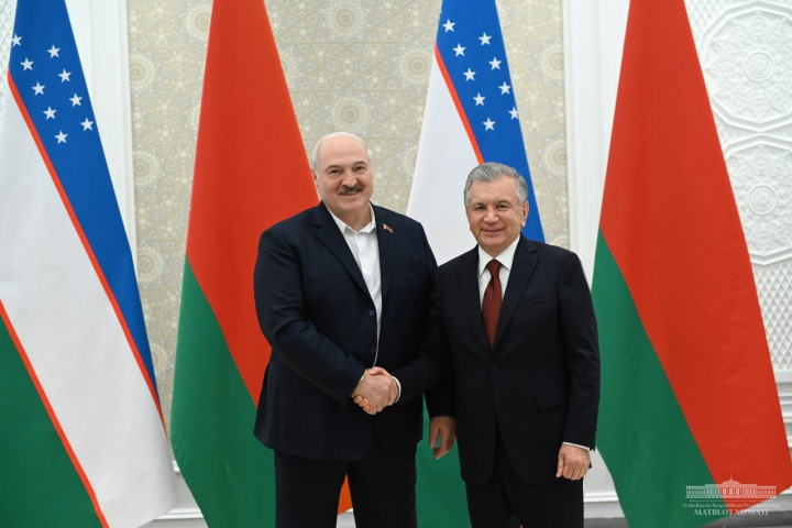 Президенты Узбекистана и Беларуси обсудили вопросы расширения практического сотрудничества