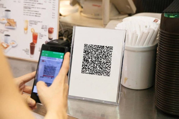 В Узбекистане утвердили порядок платежей через единый QR-код