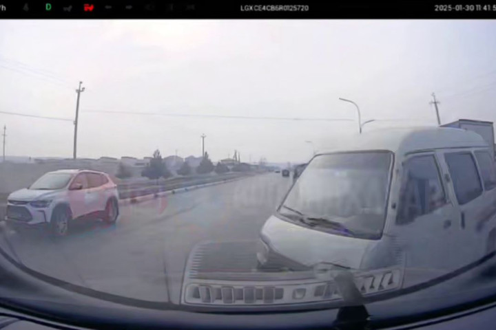 В Ферганской области в ДТП погиб 17-летний подросток, находившийся за рулем автомобиля