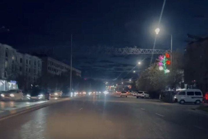 Декоративную подсветку нужно выключать повсеместно. Пользователи соцсетей поддержали отключение иллюминаций в Карши