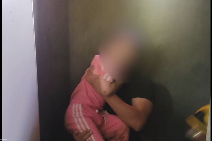 В Ташкенте спасли пятилетнюю девочку, упавшую в дворовый туалет