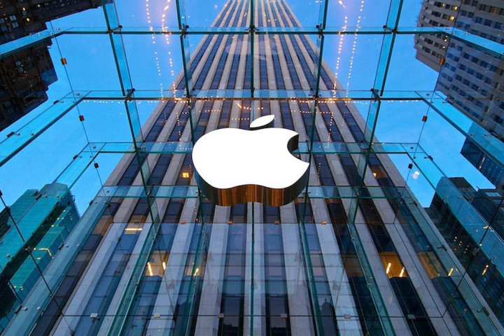 Apple обогнала Samsung, став мировым лидером по производству смартфонов в 2023 году