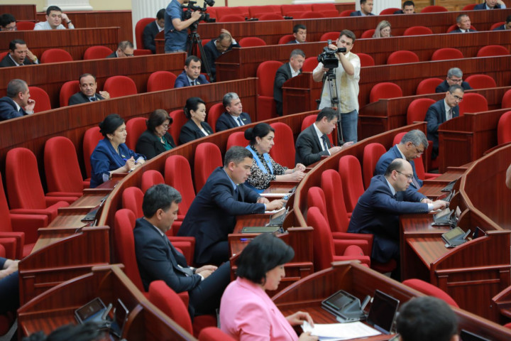 Депутаты предложили умышленное легкое телесное повреждение перевести в категорию административного правонарушения