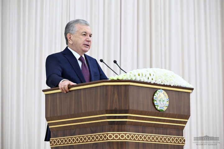Президент Шавкат Мирзиёев: Наша страна ждет многого от членов нового парламента и местных кенгашей