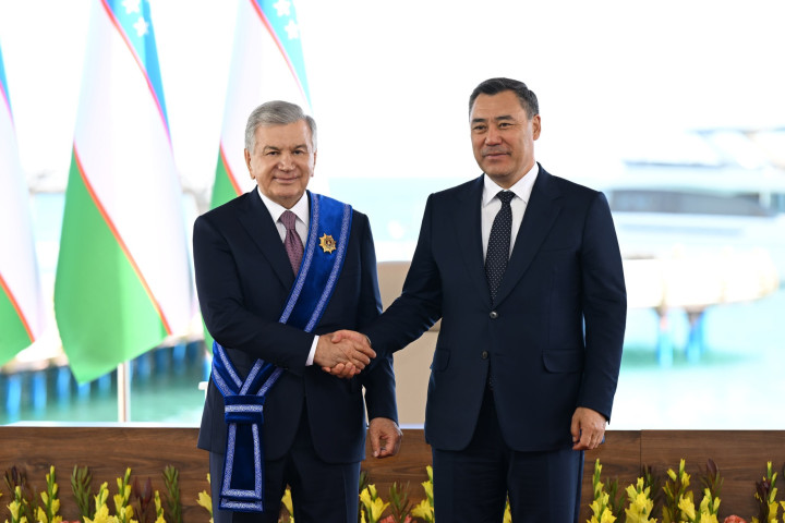 Президент Шавкат Мирзиёев награжден орденом «Манас» I степени