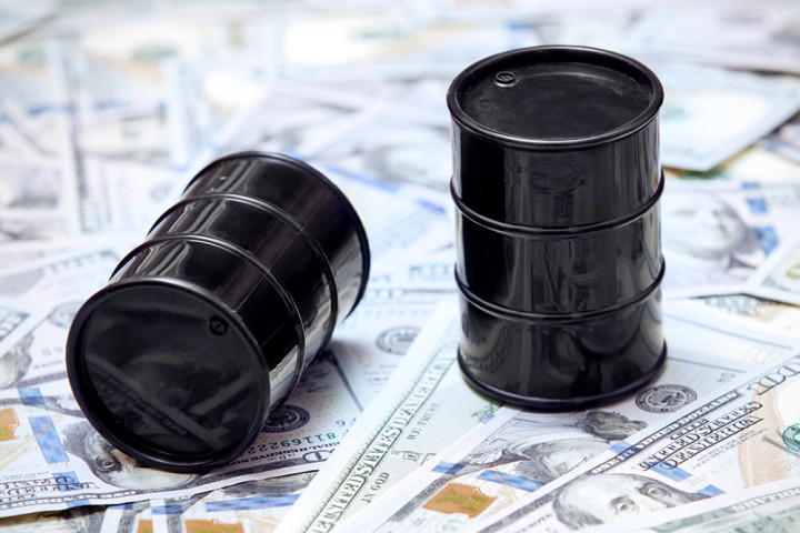 Мировые цены на нефть обвалились