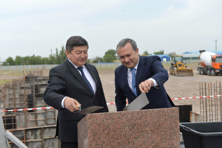 Узбекистан и Кыргызстан приступили к строительству завода по сборке и производству легковых автомобилей