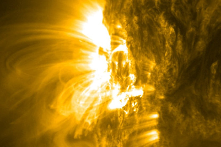 На Солнце зафиксирована самая сильная вспышка августа