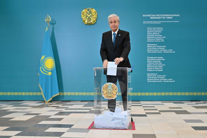 Граждане Казахстана поддержали принятие новой Конституции страны