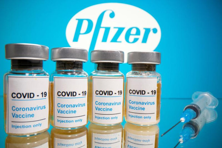 Вакцина Pfizer защищает от штамма «Омикрон» на 33%