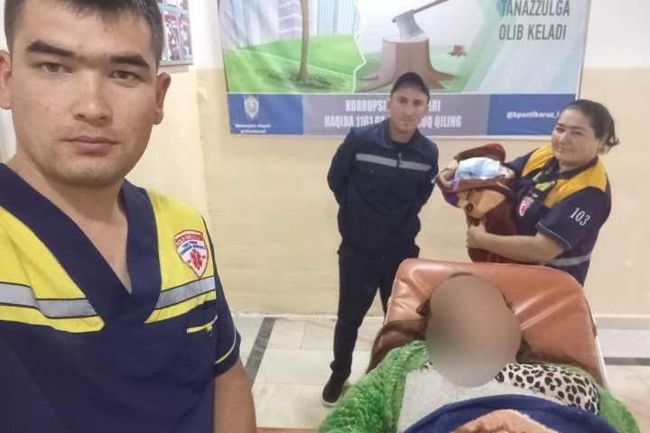 В Самаркандской области в машине скорой помощи родился ребенок