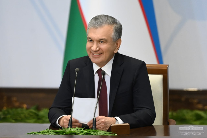 Президент Шавкат Мирзиёев провел открытый диалог с медицинскими работниками