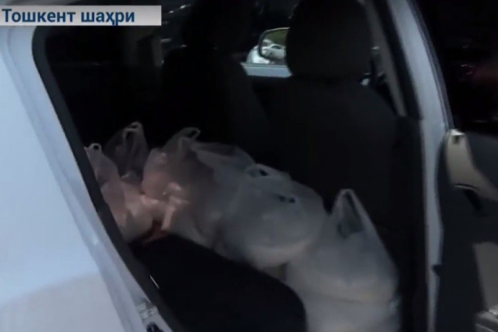 На рынке Чорсу в Ташкенте один гражданин выкупил 158 кг сахара