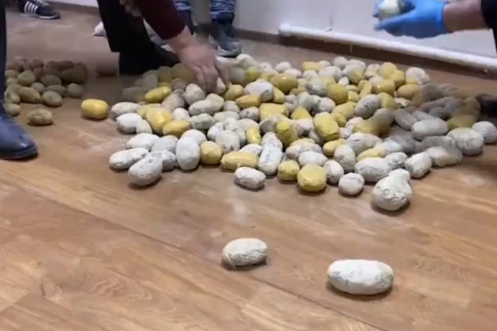 «Горячая картошка»: В Ташкентской области злоумышленники пытались провезти 77 кг наркотиков под видом корнеплода