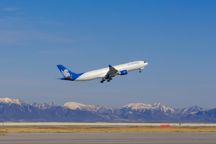Авиакомпания Air Samarkand  совершила первый рейс из Самарканда в Стамбул