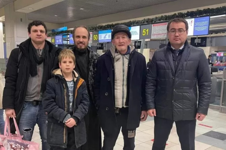 В Узбекистан из России вернулся трудовой мигрант, попавший в затруднительное положение
