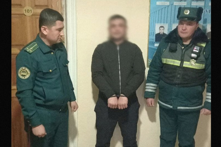 Самаркандские правоохранители обнаружили среди пассажиров автомобиля разыскиваемого рецидивиста