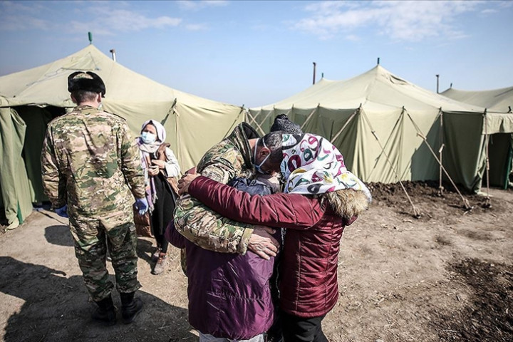 В Турции 200 узбекских военнослужащих помогают в поисково-спасательных операциях и в лечении пострадавших