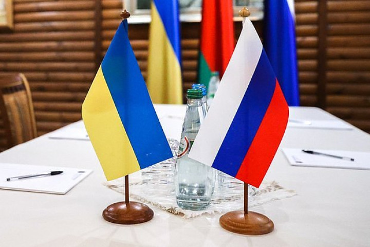 Названа дата третьего раунда переговоров России и Украины