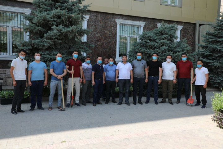 В первой половине дня во всенародном хашаре приняли участие свыше 6 млн узбекистанцев