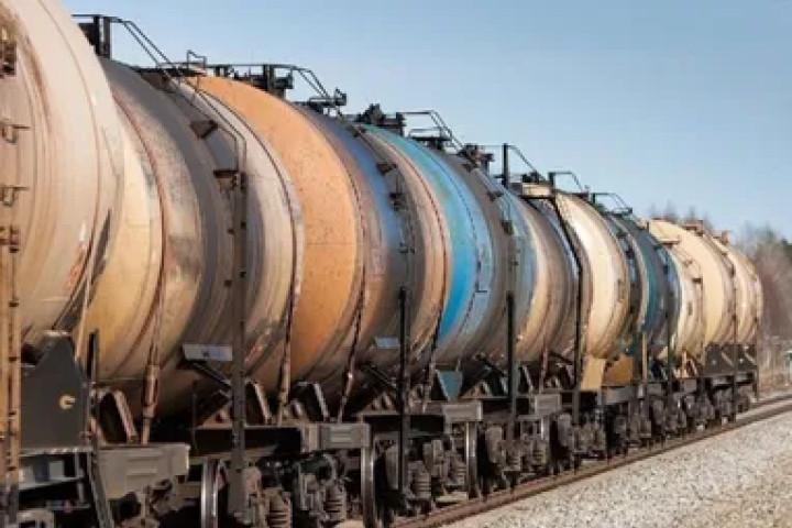 В Казахстане отменили запрет на вывоз нефтепродуктов с мини-НПЗ