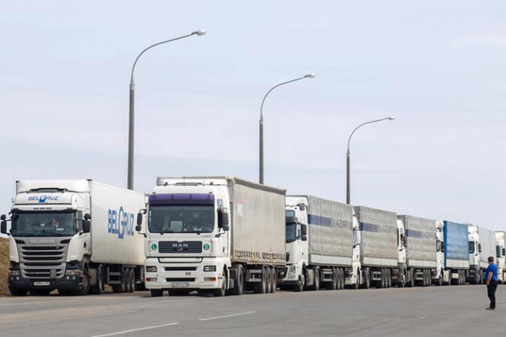 Посольство Узбекистана просит проверять водителей международных перевозок на статус депортации