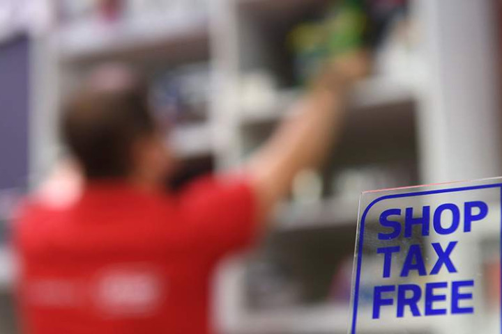В пяти аэропортах Узбекистана со следующего года заработает система Tax Free
