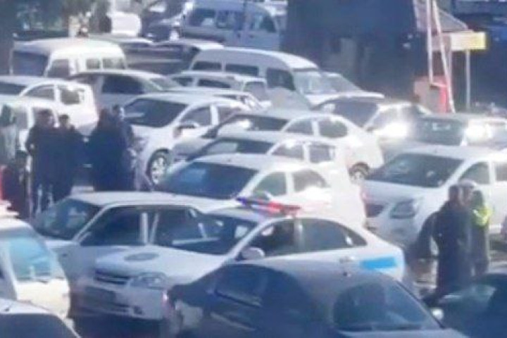 В Ангрене инспектор ДПС применил к водителю электрошокер – комментарий ГУВД Ташкентской области